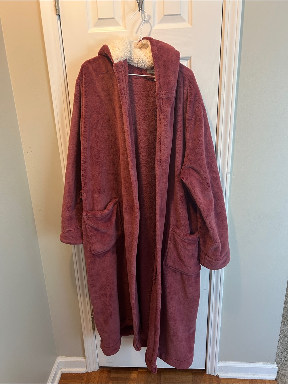 L.L. Bean Plush Hooded Robe in Dusty Rose